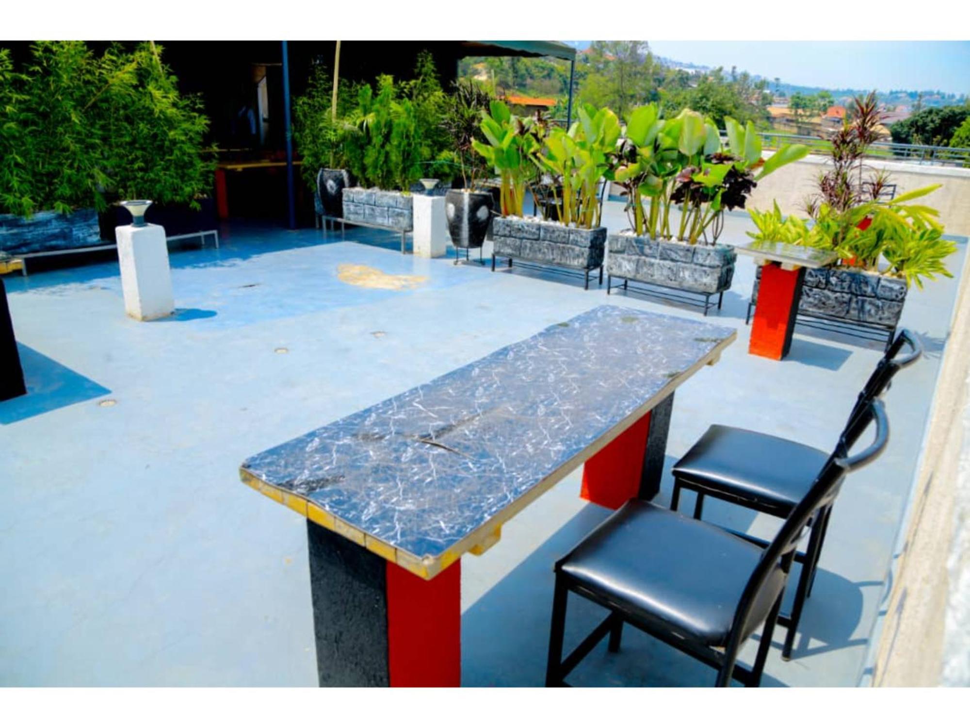 Macchiato Suites Kigali Eksteriør bilde